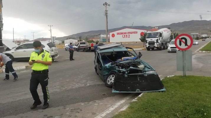 Erzincan’da Kaza 3 Yaralı